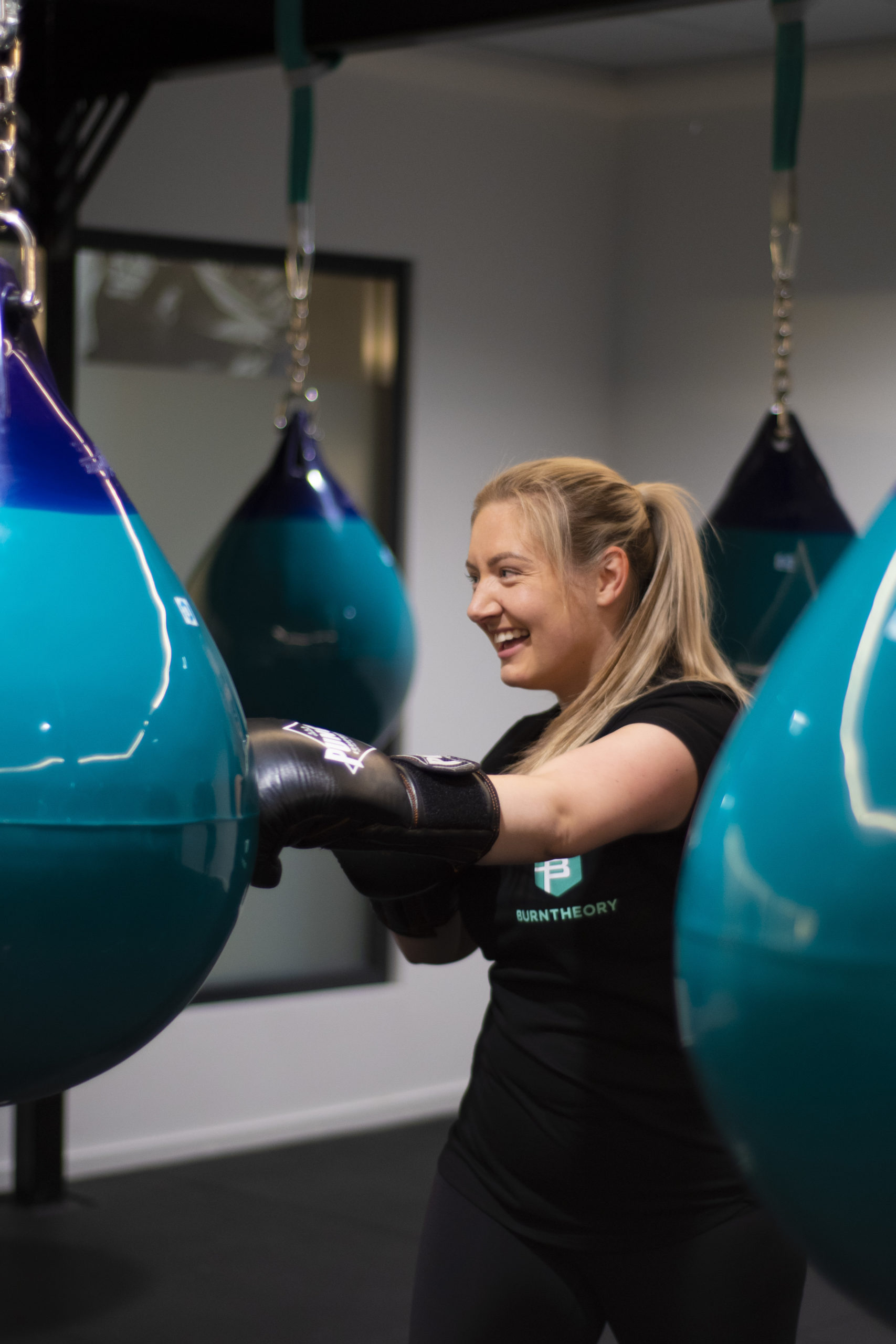 womens boxing group fitness moonah